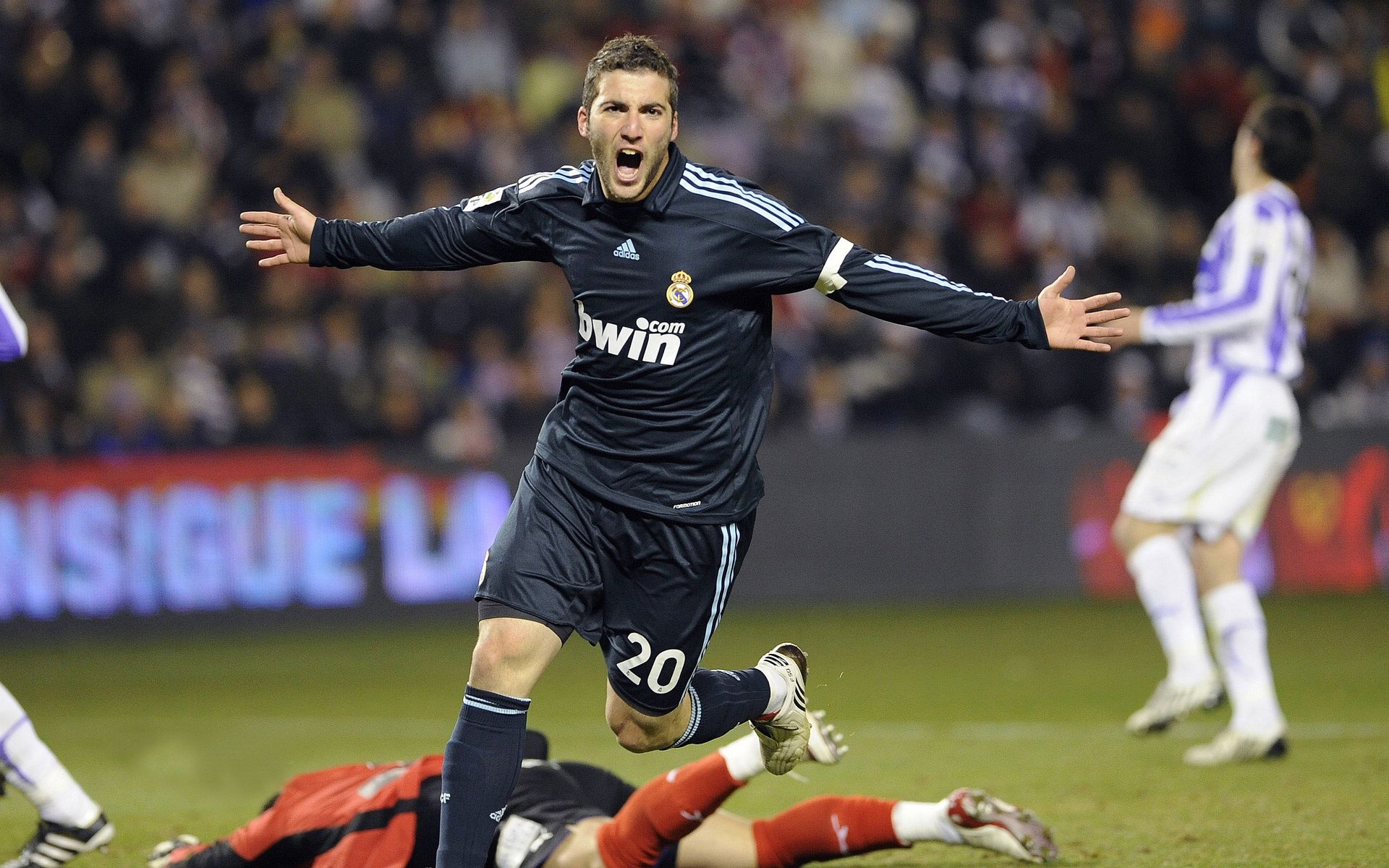 【青训突破】新技术加持下，年轻球员训练更高效，青训球队